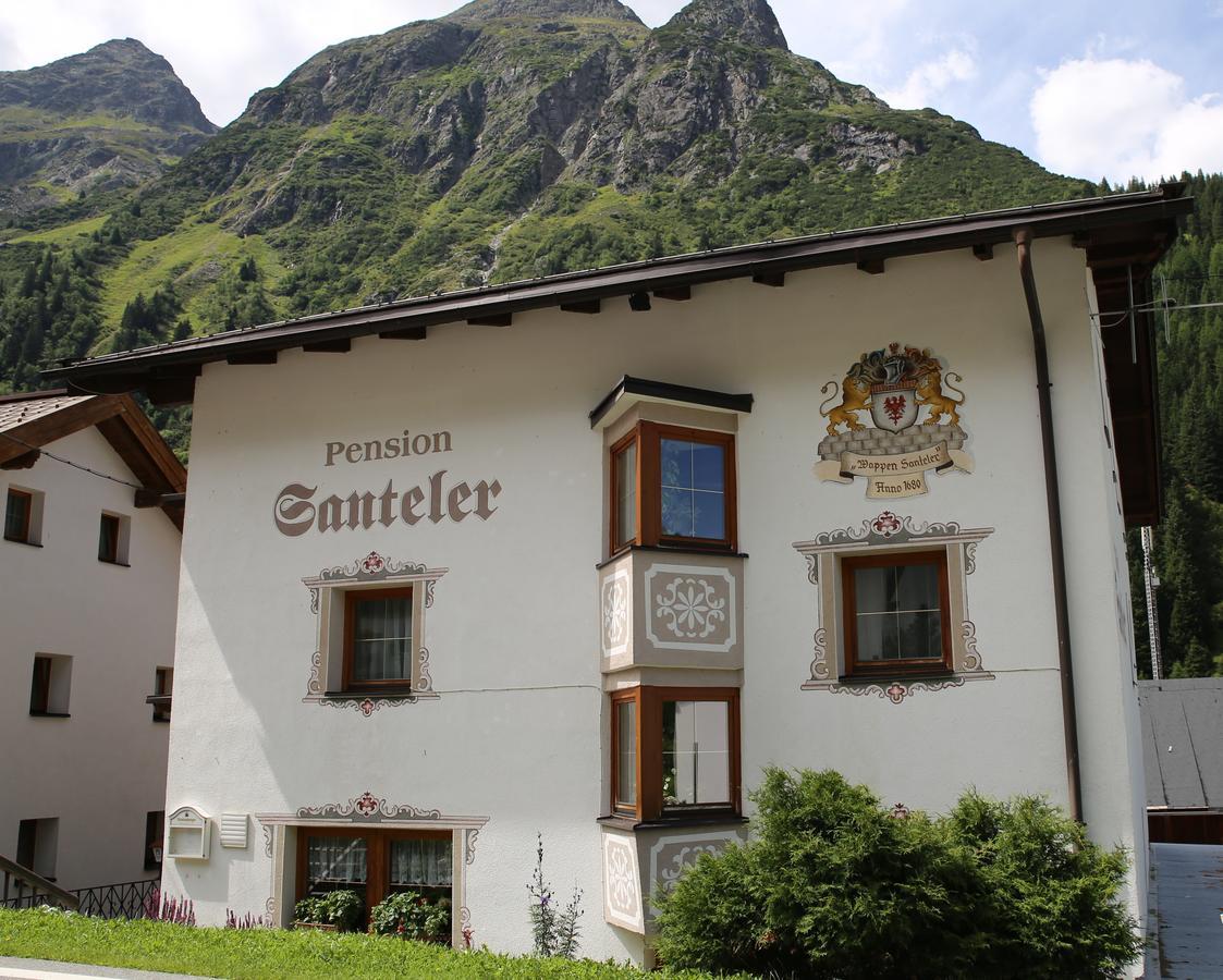 Gasthof Pension Santeler Sankt Leonhard im Pitztal Exterior foto